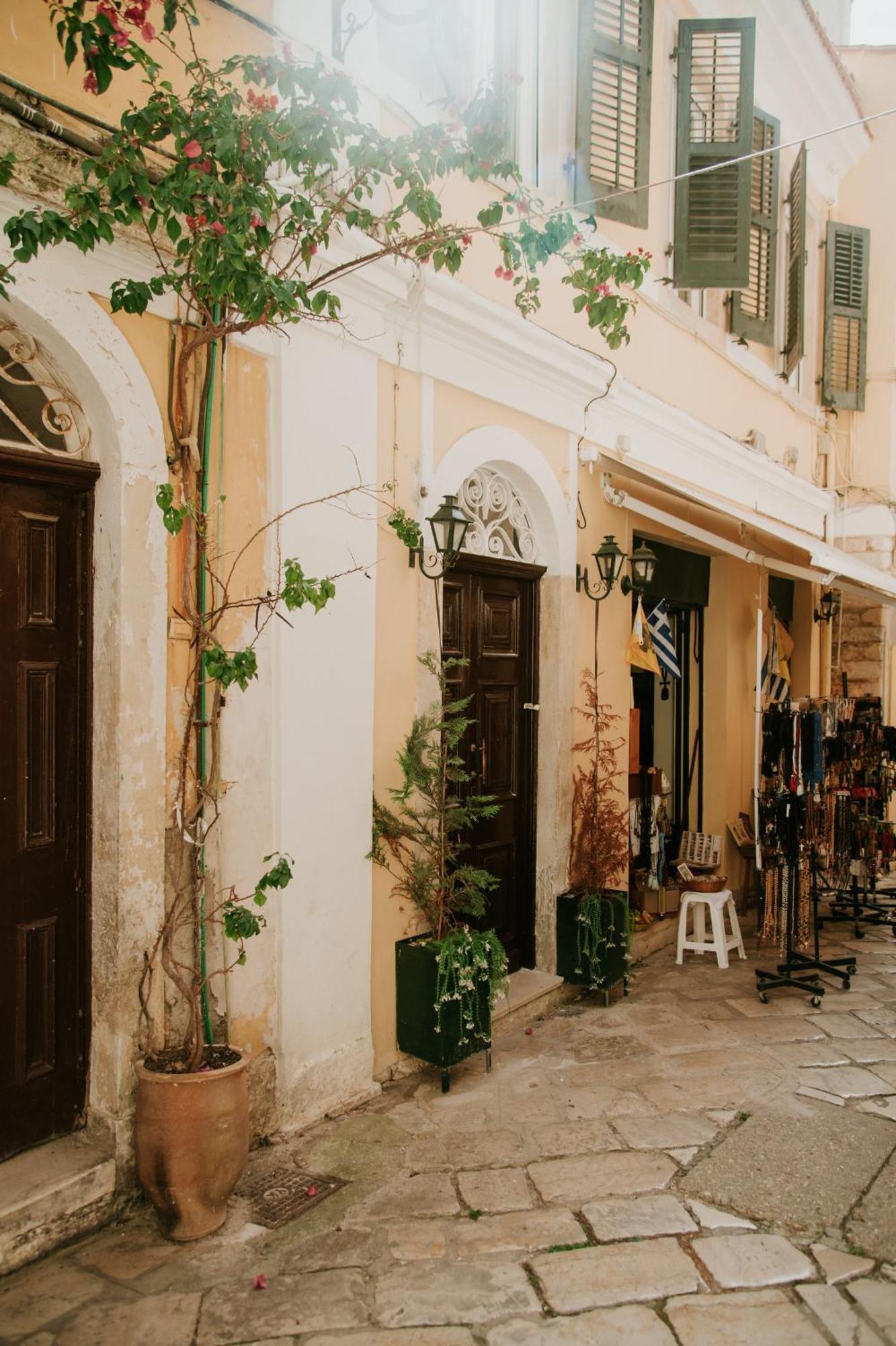 Kosi * Corfu (city)